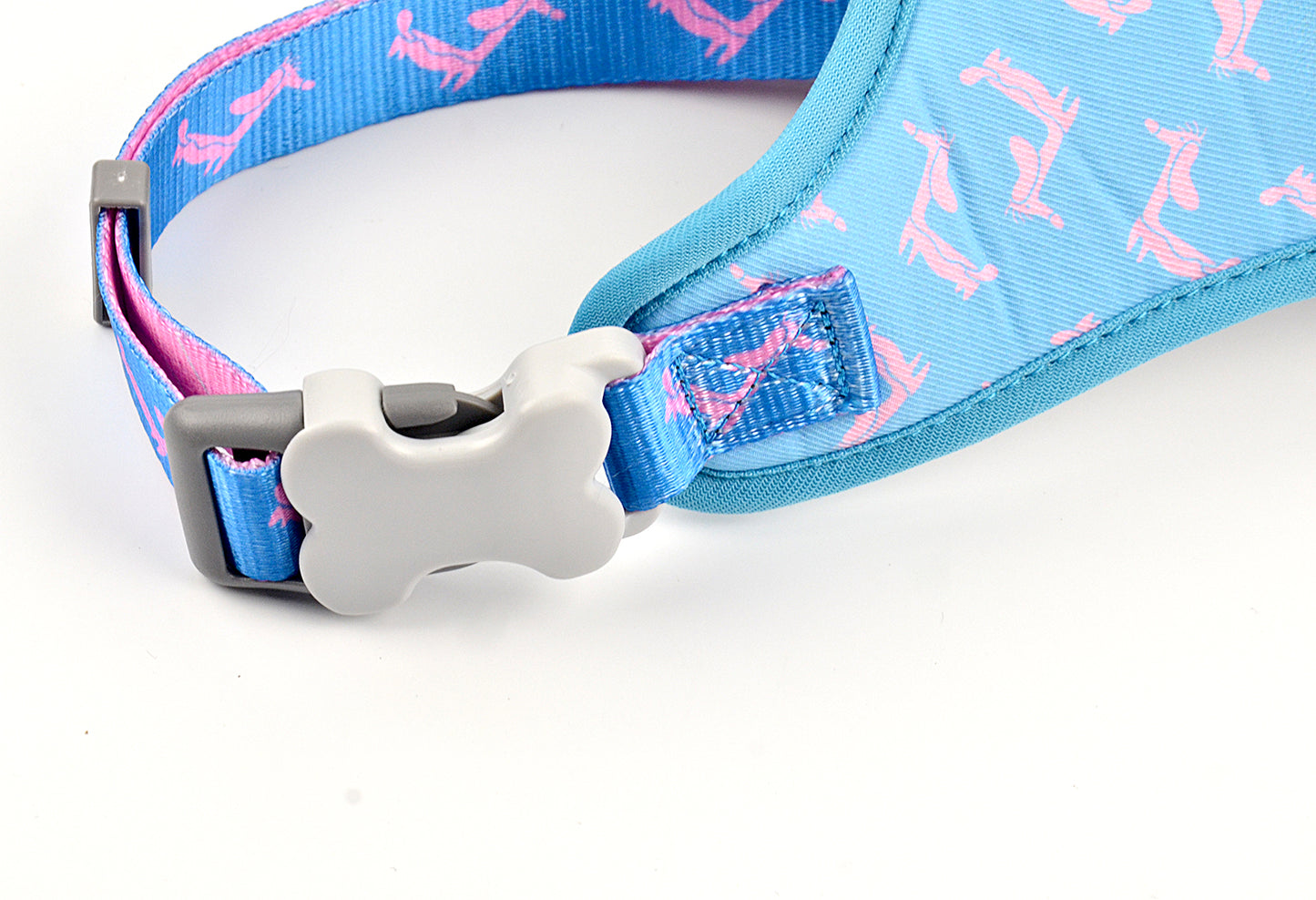 Royal Pets 7 Pcs Set Pet Accessories Pet Harness, Leashes, Collars, Seat Belt, Bow Tie, Bandana & Poop Bag Holder